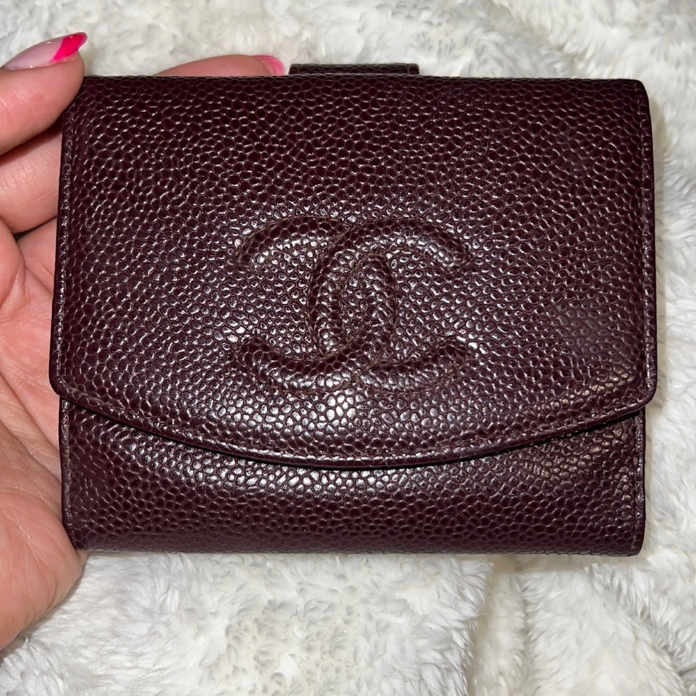 Authentic 💖 CHANEL 💖 wallet